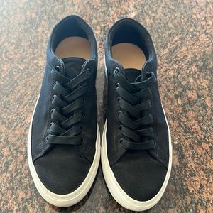 KOIO Canvas Sneakers sz 40 EUC